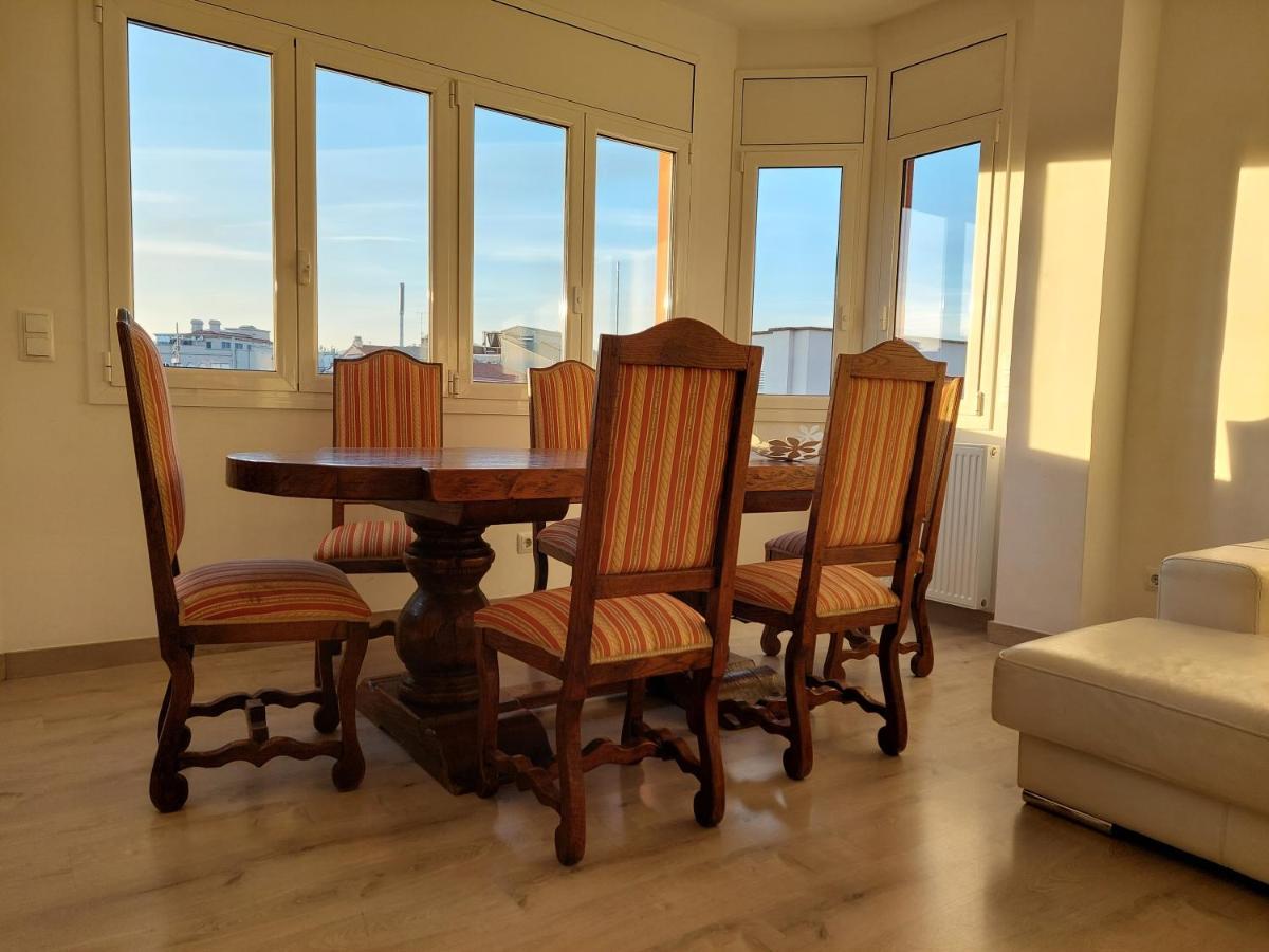 Atic Al Centre De Girona Apartment Bagian luar foto
